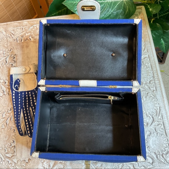 Vintage 1950s Tano Fabric and Leather Box Purse - Picture 9 of 15